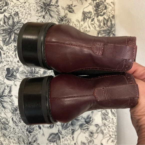 BIOTIME Sz 9 Adriana Chelsea Oxford Style Leather Ankle Booties - Picture 12 of 12